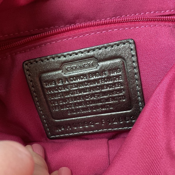 Coach Crossbody Bag with Matching Wristlet - Picture 5 of 7